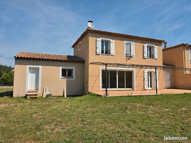 Villa 5 pièces 145 m²