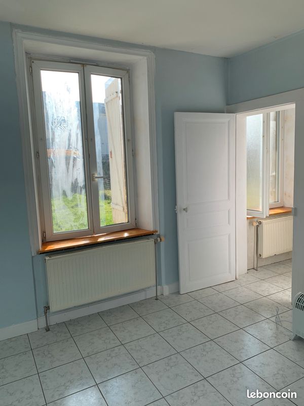 Appartement 2 pièces 45 m² · à Charleville-Mézières · 45 m² · 460 €