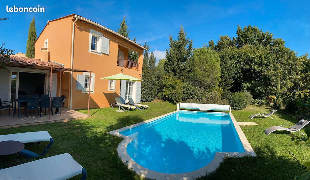 Maison 6 pièces 163 m² · à Saint-Saturnin-lès-Apt · 163 m² · 490 000 €