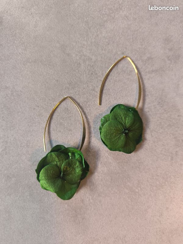 Créoles ouvertes dorés fleurs éternelles vert émeraude fait main (image 5)