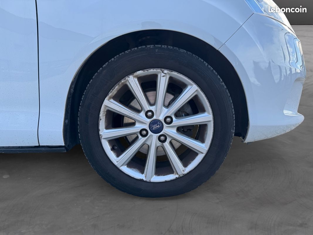 FORD B-MAX 1.0 ECOBOOST 125 Titanium Attelage Suivi Complet Radar AR Bluetooth Garantie 12 mois (image 16)