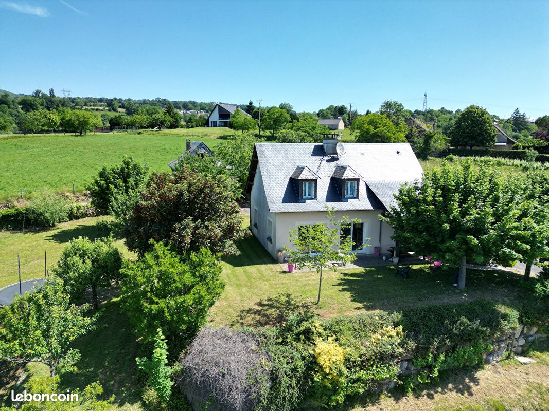 Maison 6 pièces 134 m² · à Castelnau-de-Mandailles · 134 m² · 295 000 €