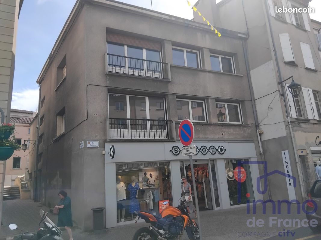 Immeuble 340 m² · à Montbrison · 340 m² · 490 000 €