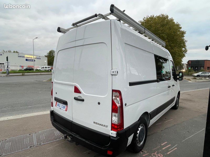 Master 2.3 bluedci 135ch Grand Confort Cab Approfondie 7 places 15300 HT (image 4)