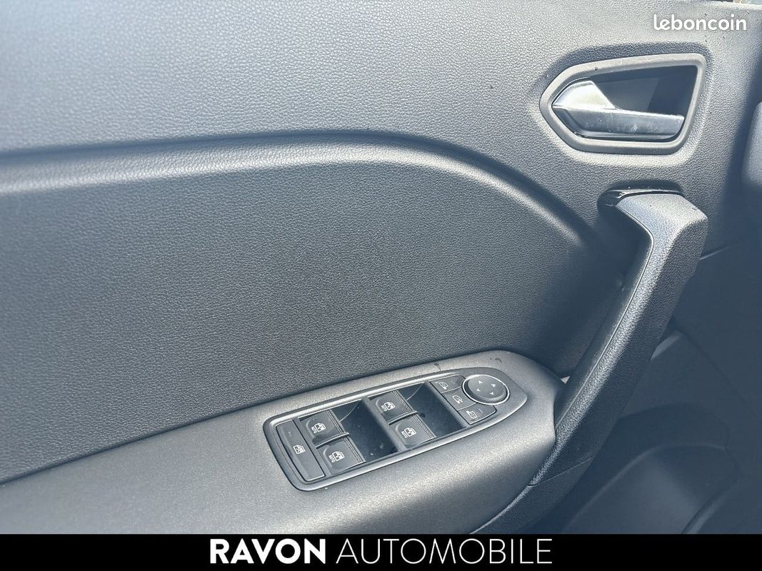RENAULT Captur TCe 90 Evolution (image 18)