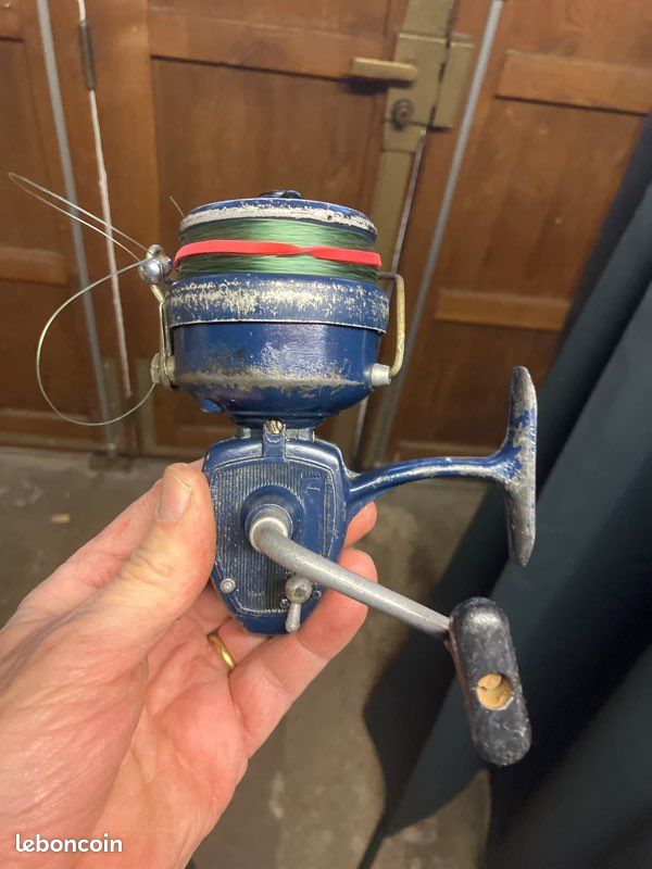 Moulinet De Pêche Vintage Bronson Invader 26 - Années 60 - Collection Ou Utilisation