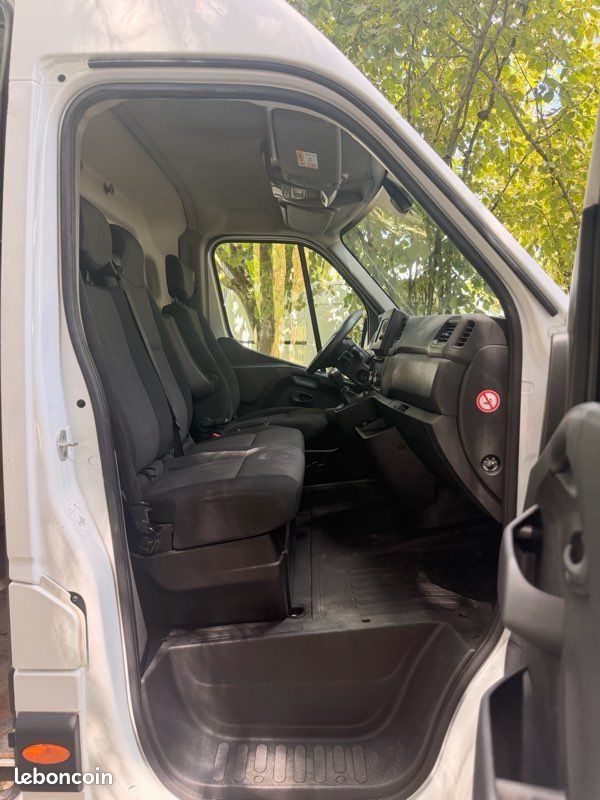 Renault master fgn trac f3500 l3h2 blue dci 150 confort 2021 – photo 13