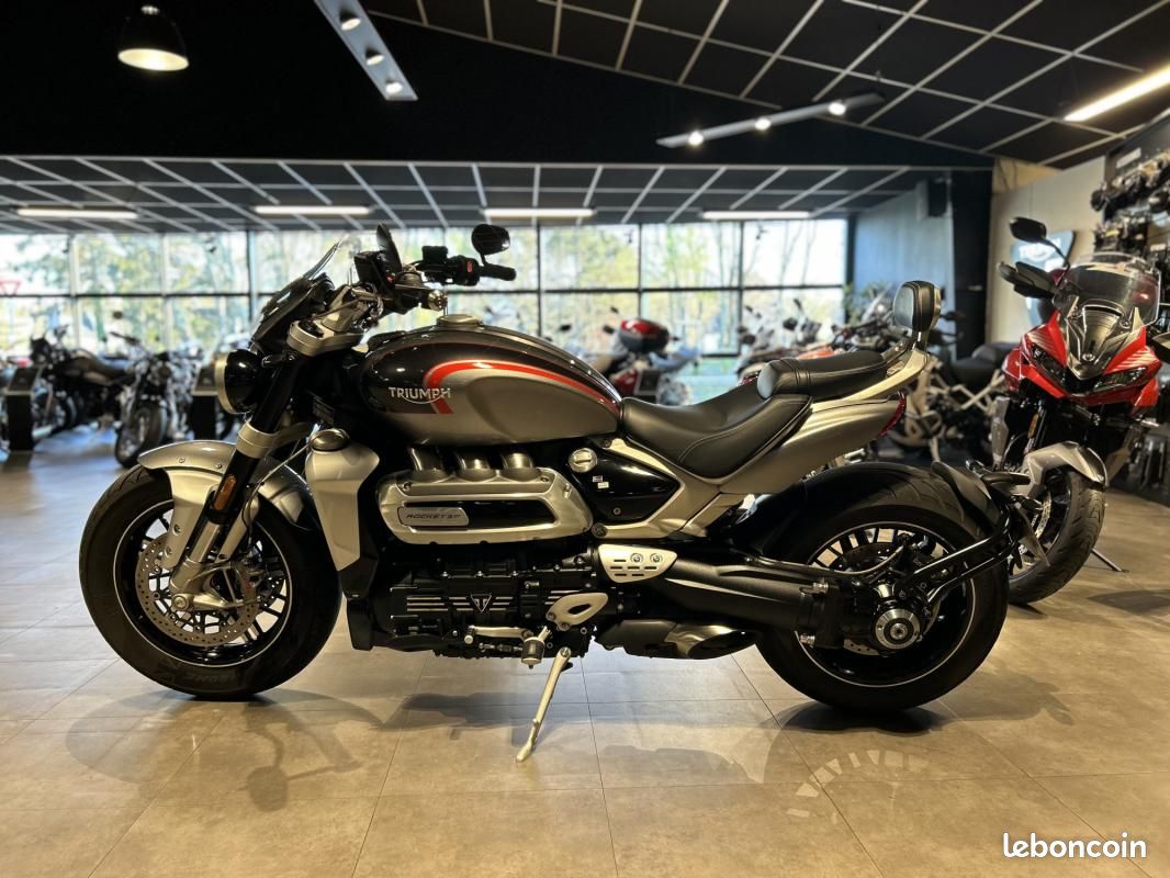 Triumph ROCKET 3 GT - 1ERE MAIN - 02/2023 - 7411 KM - SHIF 2500 cm3 (image 1)