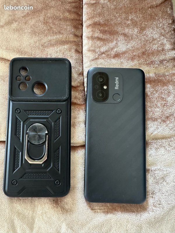 Téléphone redmi dans une très bon état avec carte mémoire (image 3)
