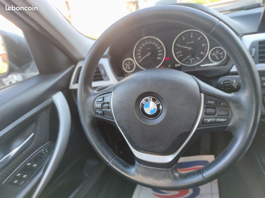 BMW Série 3 320 D A X-Drive 184ch Luxury MOTUR A CHAINE (image 16)