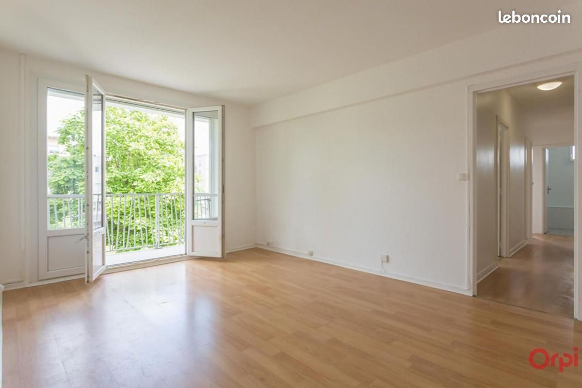 Appartement 4 pièces 69 m² · à Saint-Michel-sur-Orge · 69 m² · 1 112 €