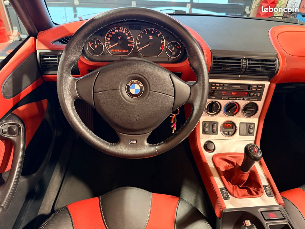 BMW Z3 2.2 6 Cylindres 170cv Phase 2 "SPORT ÉDITION LIMITÉE" Sienarot / Sièges Sport M Tout Cuir Caméléon Noir/Rouge 10/2001 SEULEMENT 98.000 km "ÉTAT NEUF" *LIVRAISON POSSIBLE (image 7)