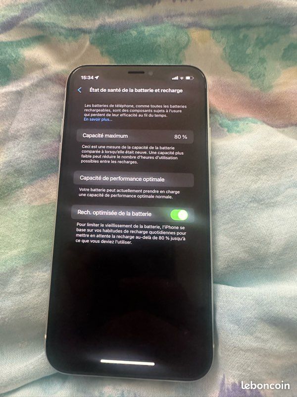 IPhone XR (image 3)