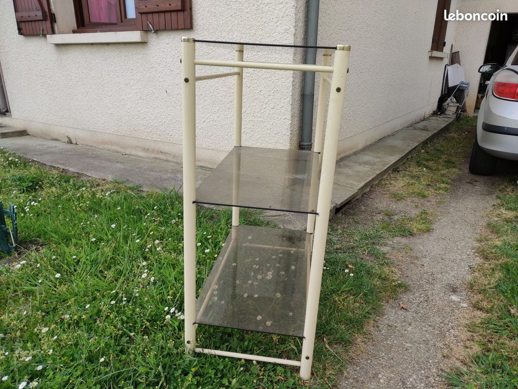 étagères en verre (image 1)