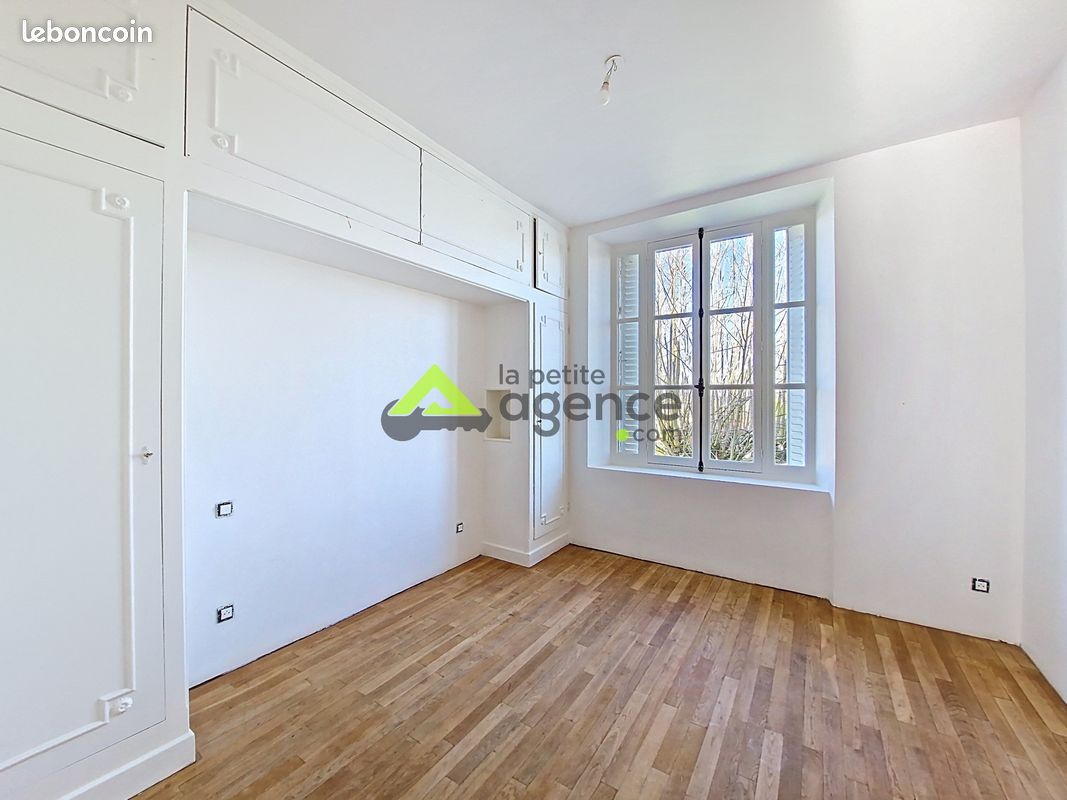 Maison 10 pièces 275 m² (image 10)