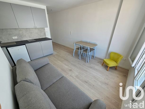 Appartement a louer  - 2 pièce(s) - 33 m2 - Surfyn