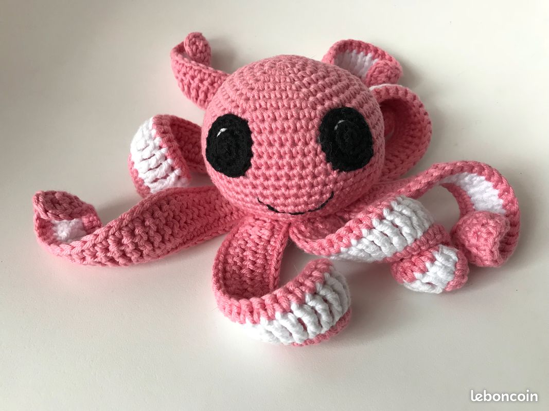 Peluche pieuvre moyenne au crochet (image 2)