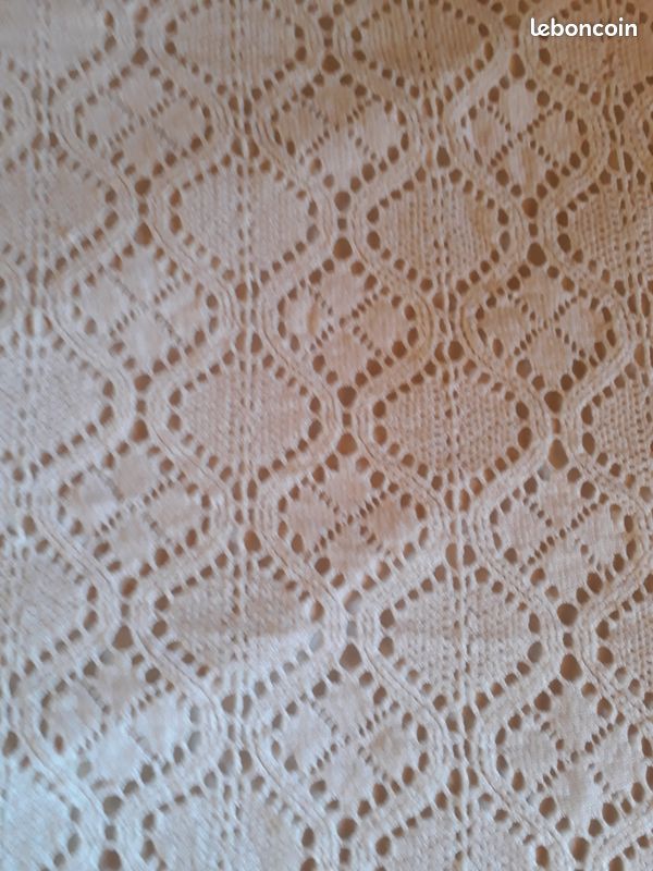 Couvre lit en dentelle (image 3)