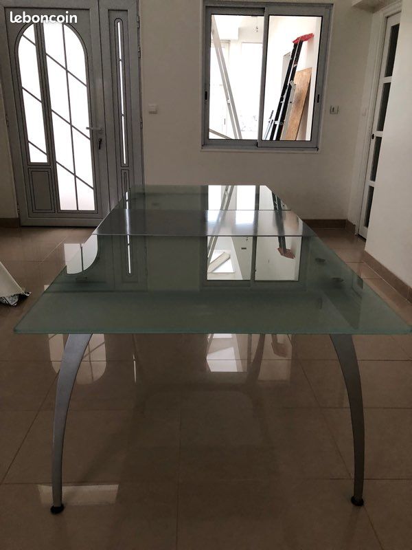 Table en verre (image 3)