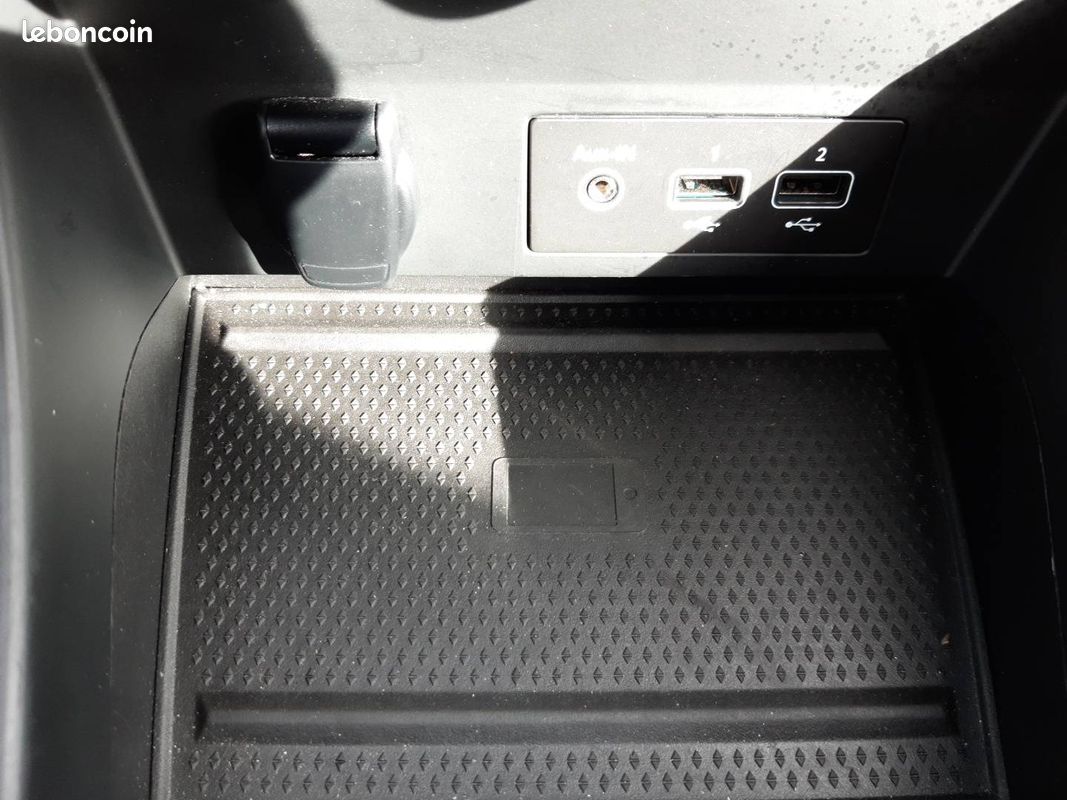 RENAULT Captur Blue dCi 115 EDC Intens (image 25)