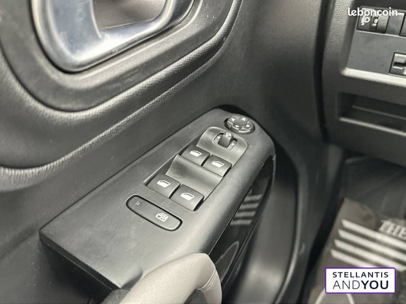Citroën C5 Aircross PureTech 130 S&S BVM6 Feel Pack (image 11)