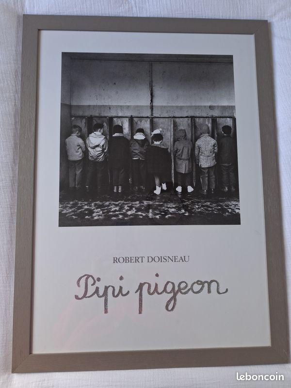 Poster Vintage Pipi Pigeon Robert Doisneau - Impression Toile 30x45cm Sans Cadre