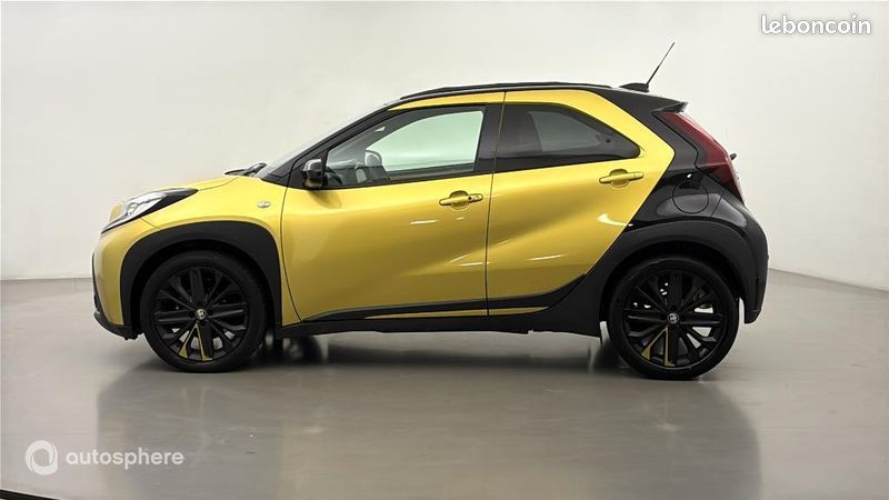 Toyota Aygo X 1.0 VVT-i 72ch Air Collection S-CVT MY23 (image 7)