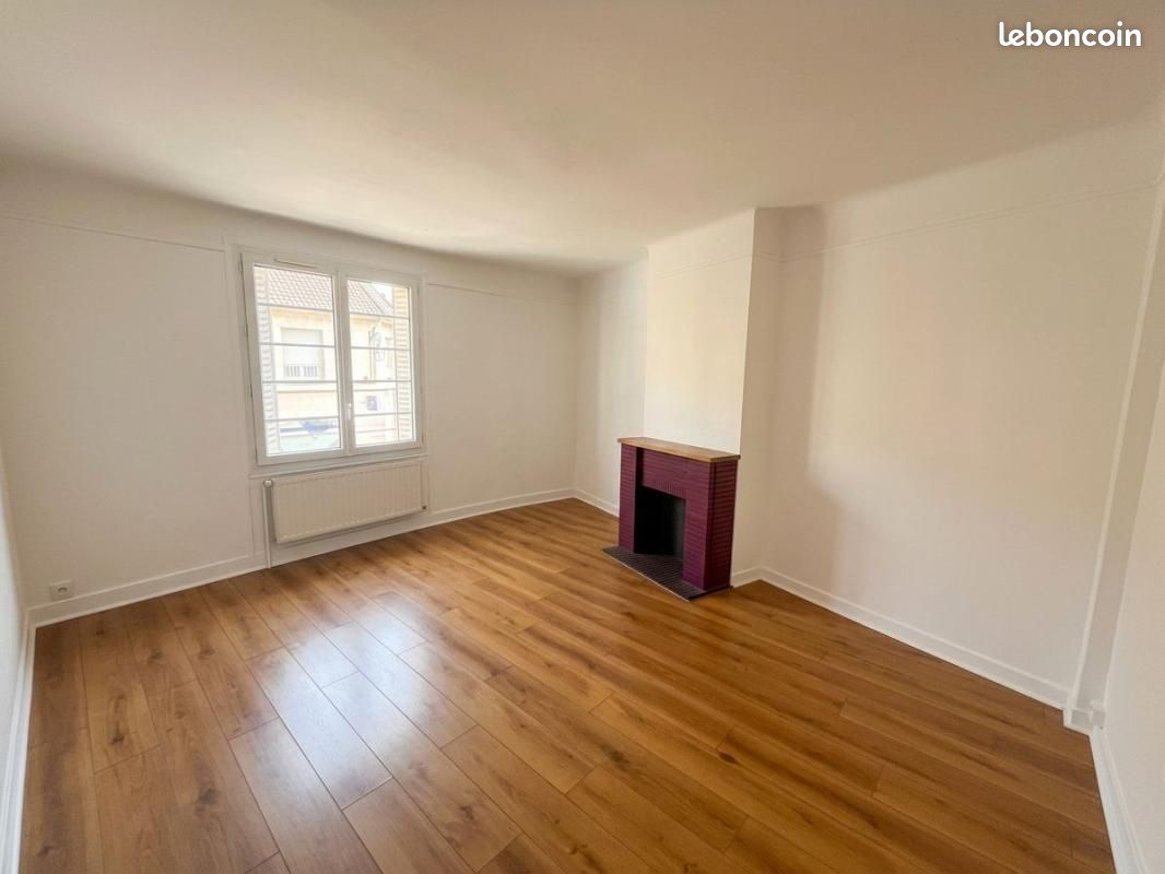 Appartement 2 pièces 45 m² · à Beaumont-sur-Oise · 45 m² · 710 €