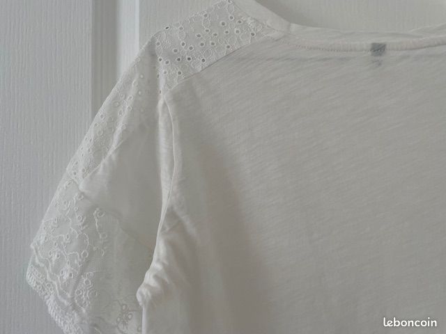 Tee shirt blanc Taille S (image 9)