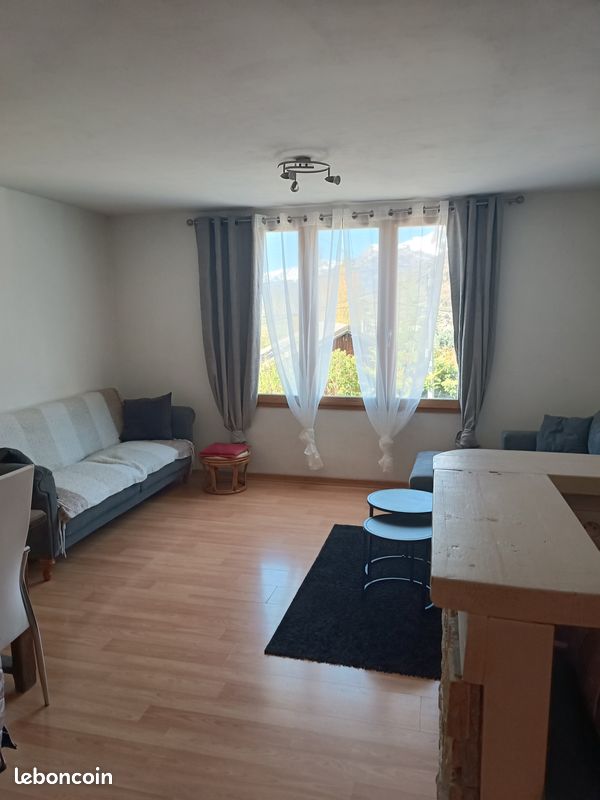 Appartement 2 pièces 52 m² · à Briançon · 52 m² · 650 €/mois