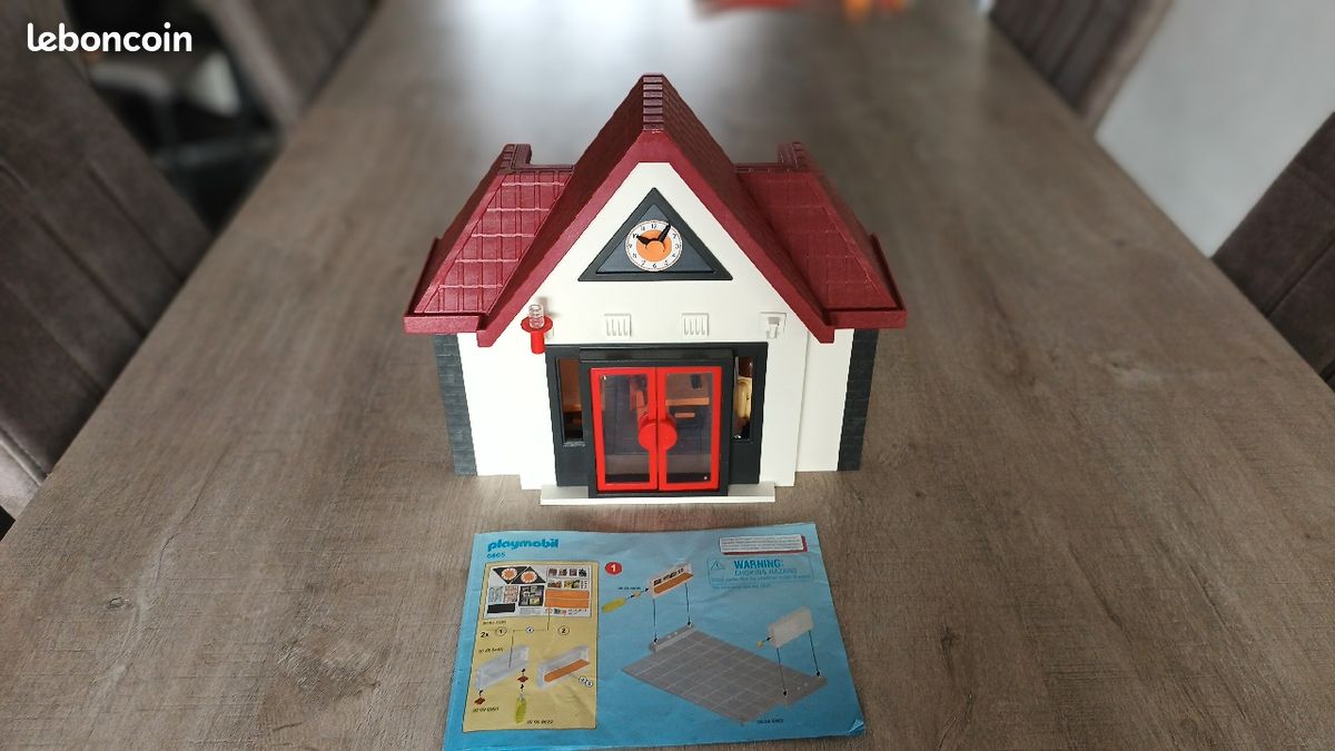 École playmobil (image 1)