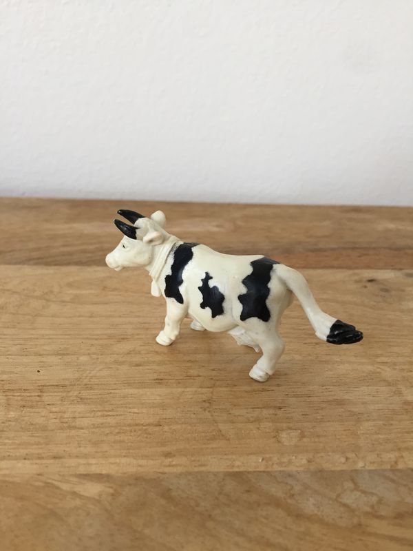 Figurine Vache avec cloche - Jeux & Jouets