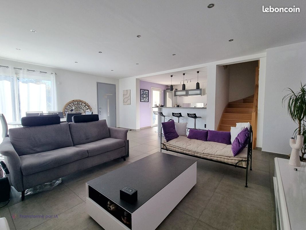 Maison 6 pièces 118 m² · à Vigneux-de-Bretagne · 118 m² · 376 569 €