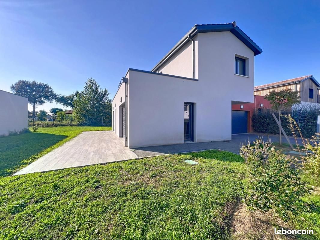 Maison 3 pièces 77 m² · à Villeneuve-sur-Lot · 77 m² · 1 200 €