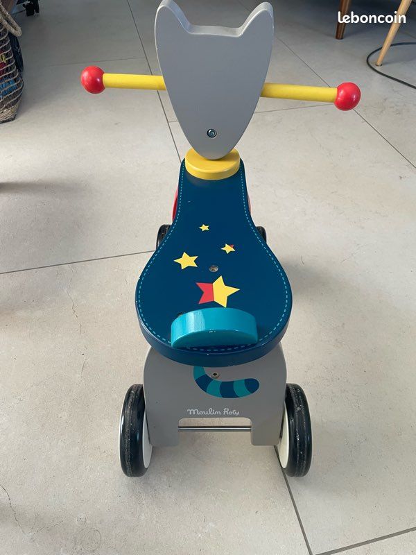 Trotteur Moulin Roty Mobilier enfant