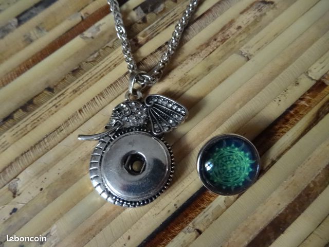 Lot bijoux pression cuir et simili cuir,bracelets,collier ?bague (image 2)