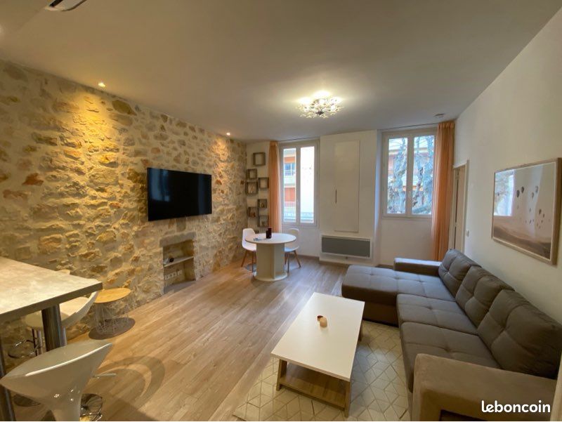 Appartement 2 pièces 47 m² · à Le Cannet · 47 m² · 990 €/mois