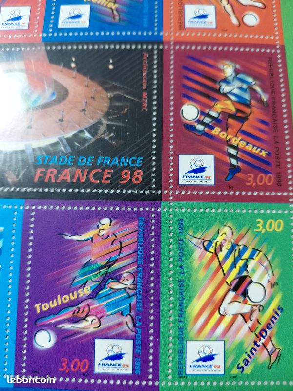 Feuillet Timbre Autocollant Footix F17A - Coupe Du Monde France 98, Collector