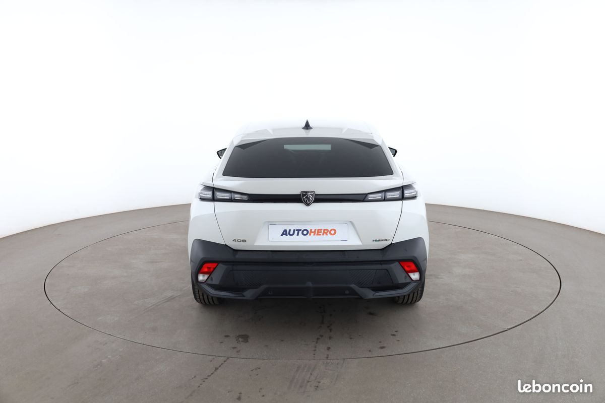 Peugeot 408 1.6 PHEV Allure Pack e-EAT8 225 ch (image 12)