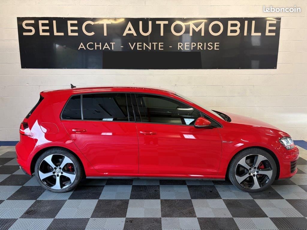 VOLKSWAGEN GOLF VII GTI 2.0 220ch / CarPlay sans fil / Bluetooth / 5 portes / Radars / AutoHold / Feux automatiques (image 2)