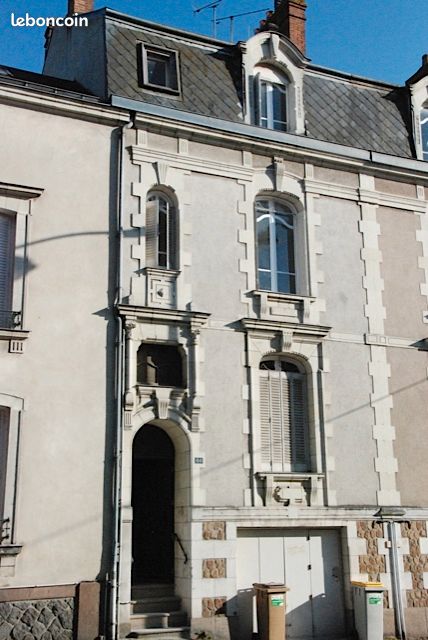 Maison 8 pièces 160 m² · à Cholet · 160 m² · 1 550 €