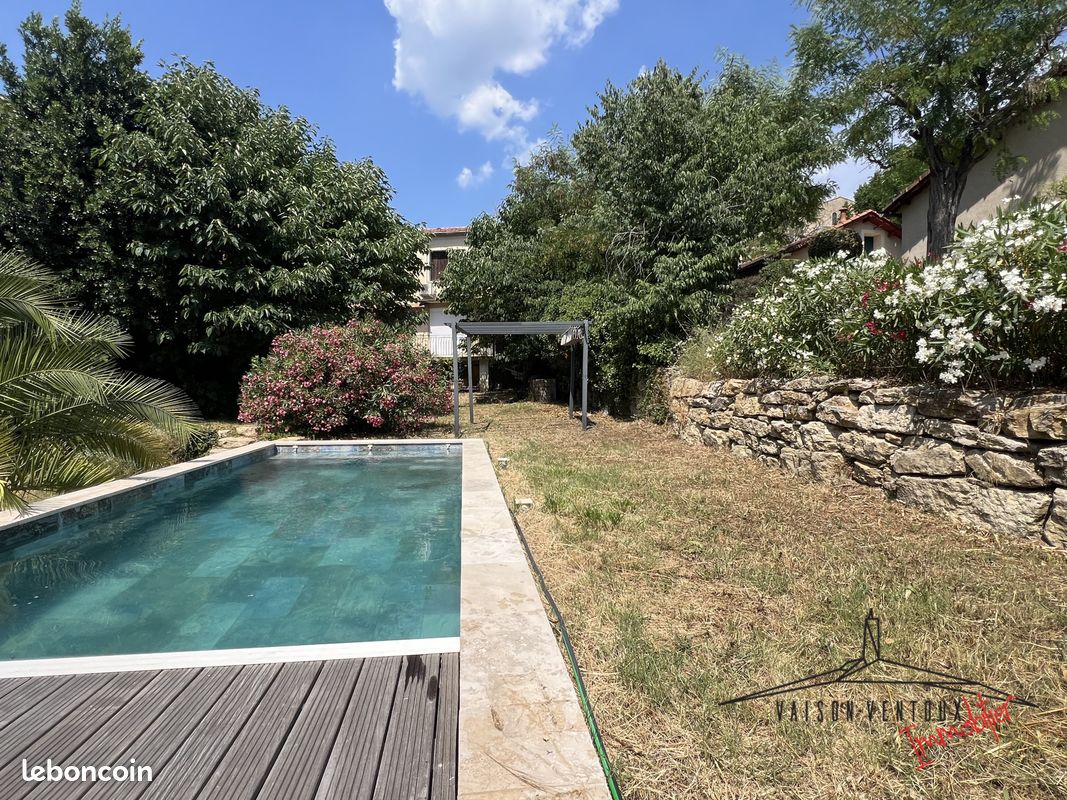 Maison 7 pièces 146 m² · à Vaison-la-Romaine · 146 m² · 399 000 €