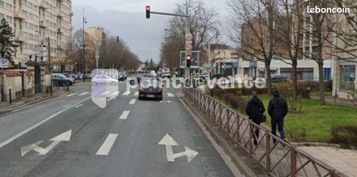 Local commercial 235 m² (image 2)
