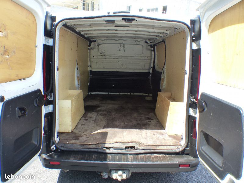 Renault TRAFIC III FG L2H1 1200 1.6 DCI 95CH CONFORT EURO6 (image 9)