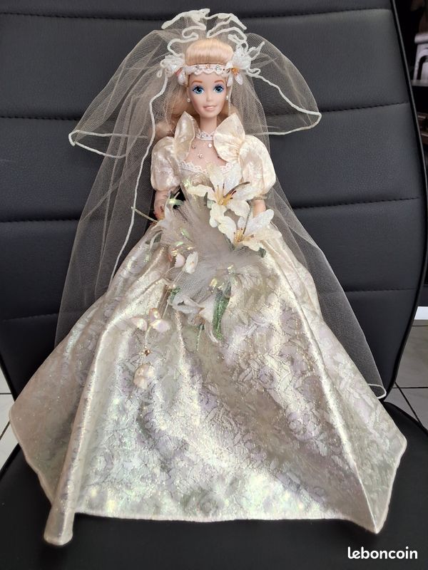 Barbie Porcelaine Star Lily Bride - Collection Numérotée - Boîte Et Carton Matte