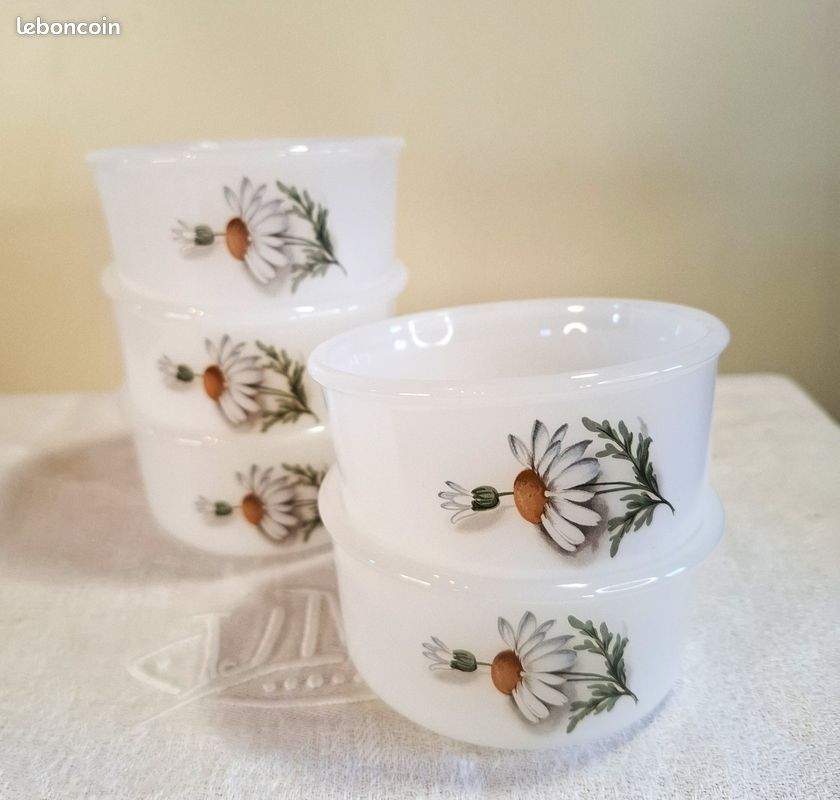Lot De 5 Ramequins Fleuris Arcopal - Vintage 1969 - Blanc Motif Fleur - Fabriqué En France
