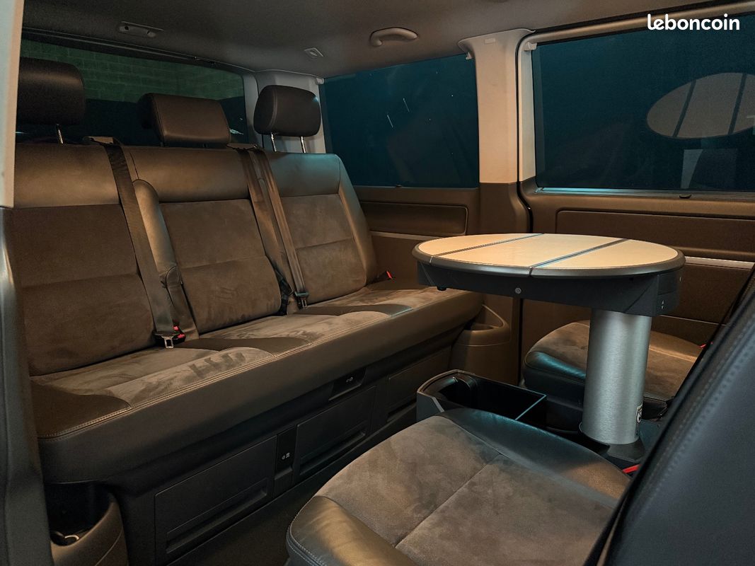 VOLKSWAGEN TRANSPORTER COMBI 2.0 BiTDI 180 FAP Court 9pl (image 12)