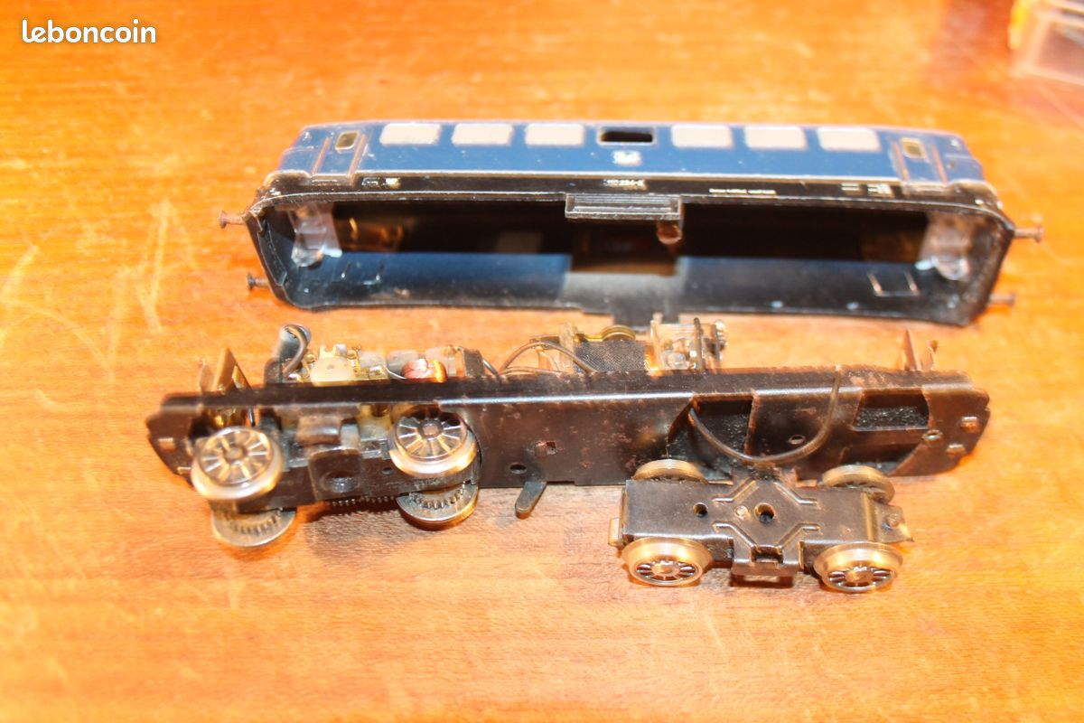 Loco Fleischmann DB 110234-2 pour pièce échelle HO (image 4)