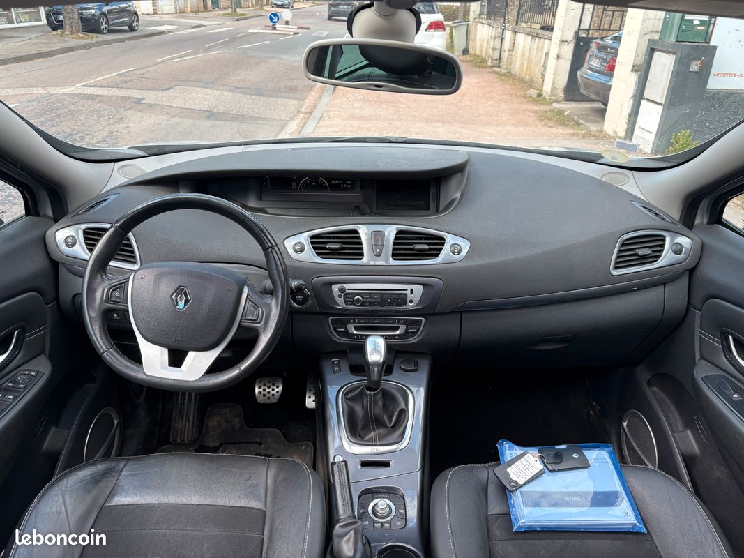 RENAULT SCENIC 1,5 DCI 110 ch BOSE EDC (image 11)