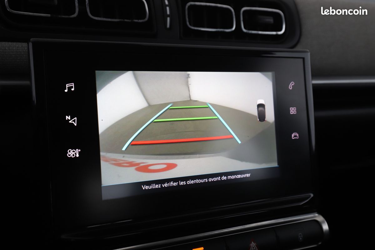 Citroen C3 1.2 PureTech Shine EAT6 110 ch (image 23)